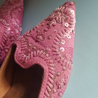 Zuecos rosas N.37 con pedrería