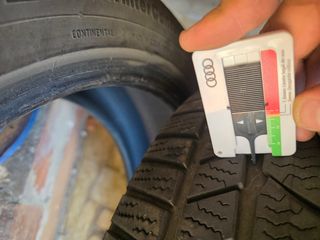Neumáticos Invierno Continental 235/45R19 99V