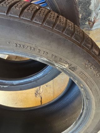 Neumáticos Invierno Continental 235/45R19 99V