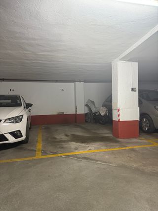 Alquilo plaza garaje en Calle Abendaño