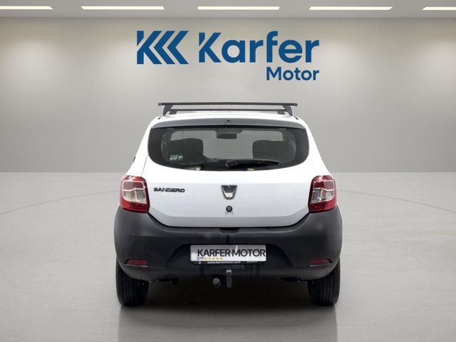Dacia Sandero Base 1.2 75
