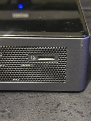 Mini PC Intel NUC 8I3BEH2 8GB RAM 128GB SSD