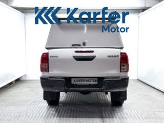 Toyota Hilux 2.4 D-4D Cabina Doble GX