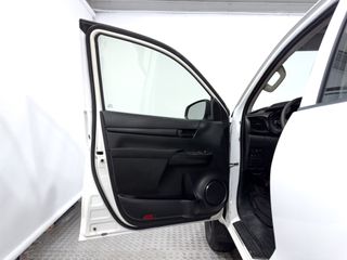 Toyota Hilux 2.4 D-4D Cabina Doble GX