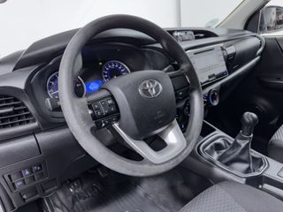 Toyota Hilux 2.4 D-4D Cabina Doble GX