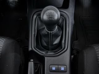 Toyota Hilux 2.4 D-4D Cabina Doble GX