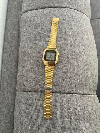 Reloj Casio Dorado