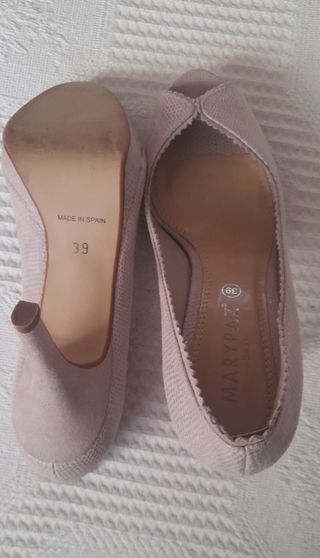 Zapatos de tacón Mary Paz beige talla 39