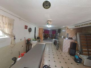 Local comercial en venta en Alcantarilla - La Glorieta en Jaén