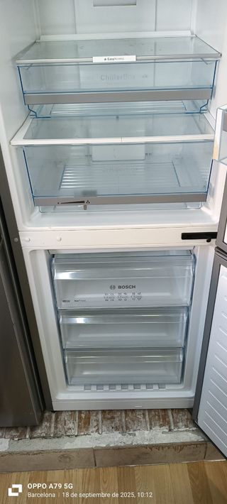 NEVERA COMBI BOSCH NO FROST ENERGÍA A+