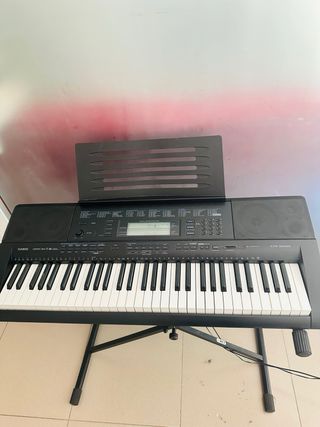 Piano Electrónico Casio CTK-5000