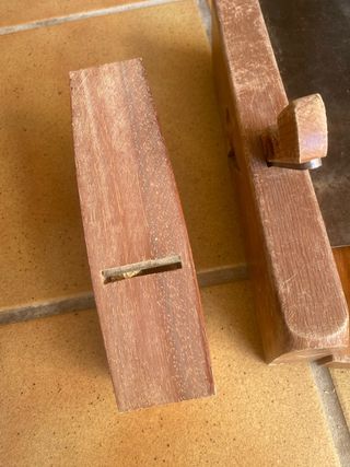 Cepillos y serruchos de carpintería