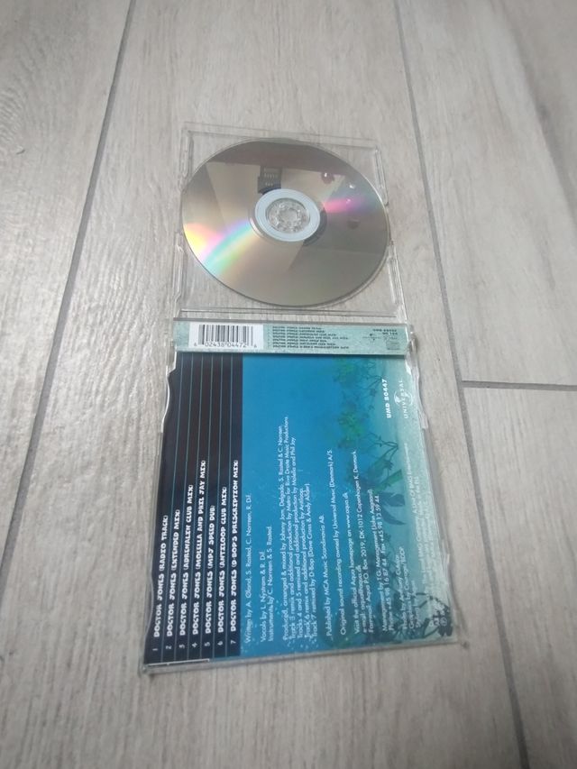 CD Aqua Doctor Jones