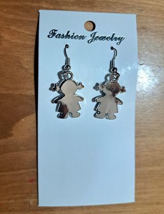 CONJUNTO PENDIENTES Y COLGANTE CON CADENA DE ACERO