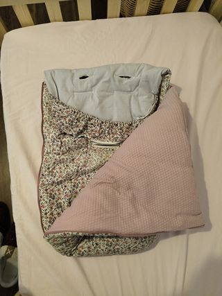 Funda para silla de bebé floral
