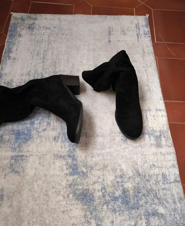 Stivali neri tacco basso n. 40