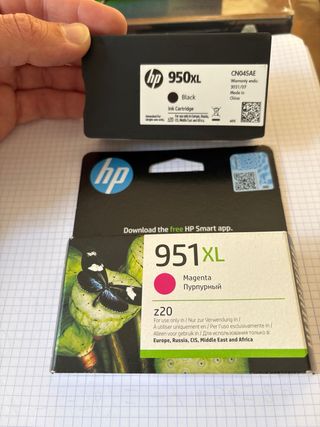 Cartuchos de tinta HP 951XL Magenta y 950XL Negro