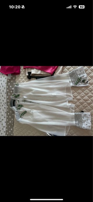 Camicia con strass verde e bianca