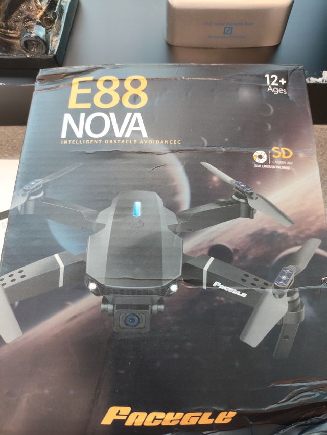 Drone FaceGLE E88 Nova Negro