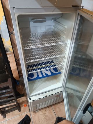 Nevera de tienda