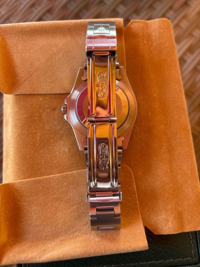 Rolex Explorer II ref 16570 1998 FULL SET