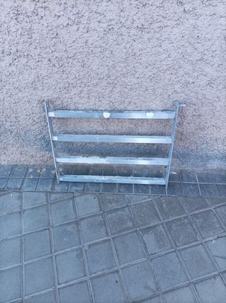 Reja metálica extensible