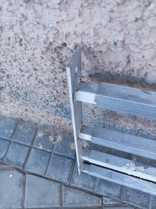 Reja metálica extensible