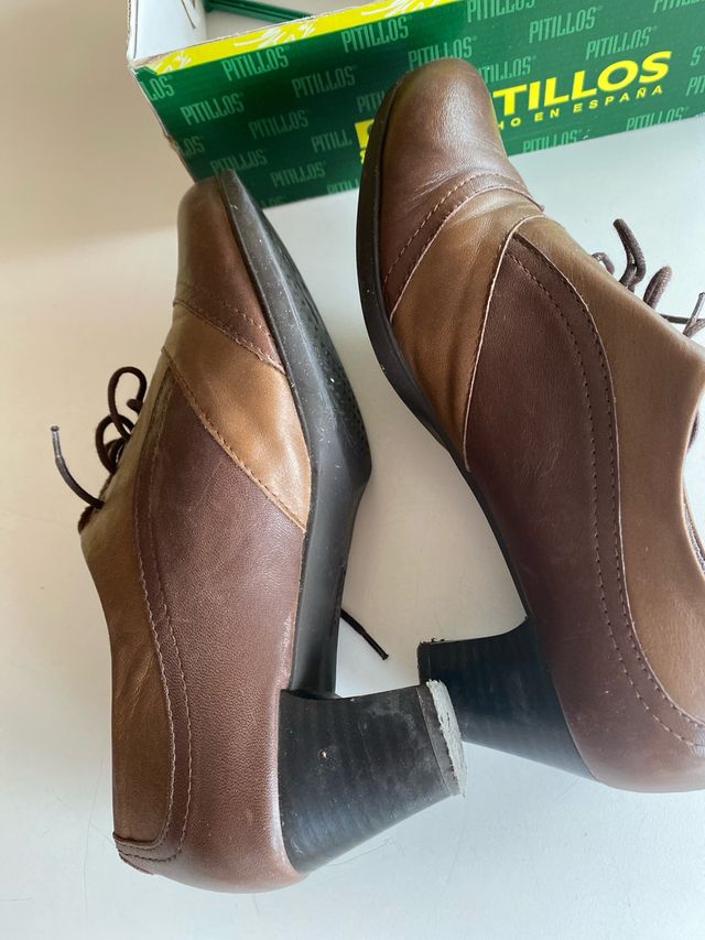 Zapatos de cordones Pitillos marrones