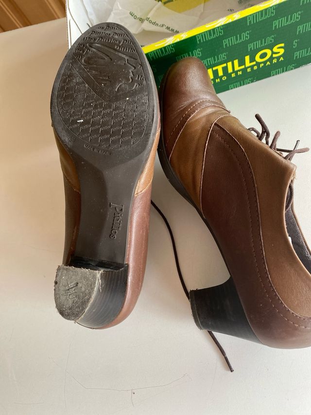 Zapatos de cordones Pitillos marrones