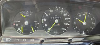 Mercedes-Benz w123 coupe venta acepto Nissan Terra