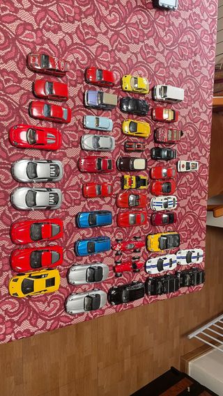Collezione di 44 macchinine