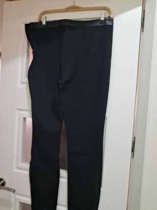 Pantalón de vestir negro para mujer