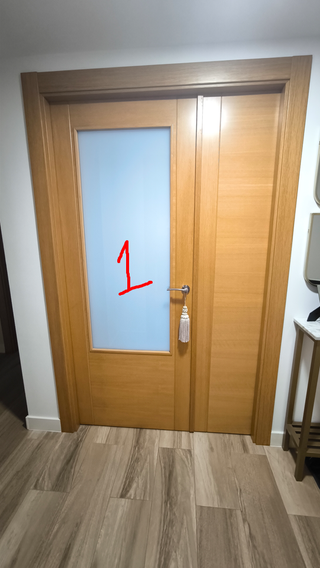 8 Puertas de Madera de 2,11 m de alto