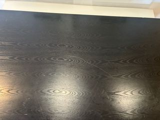 Mesa de comedor extensible de madera negra