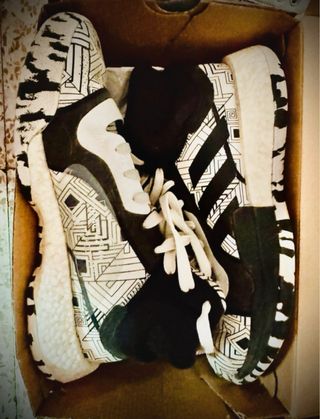Zapatillas Adidas Blancas y Negras