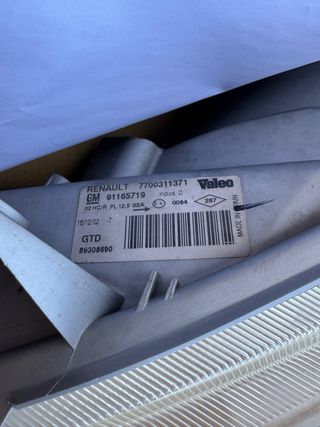 Faro Delantero Renault Trafic