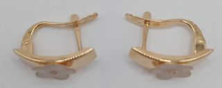 Pendientes Flor de oro 18k, 1,12gr, Ref. O-246.