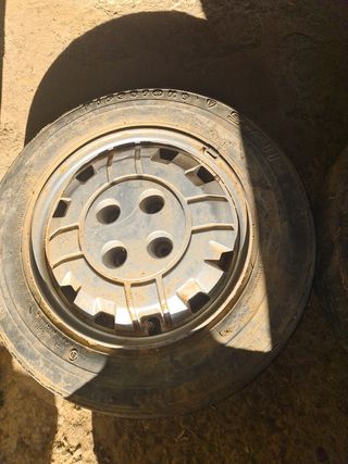 3 Ruedas +(2 Llantas)R13, de Renault 9/11