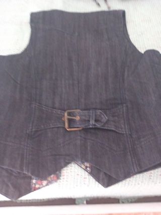 Chaleco vaquero azul de Blanco Jeans 
