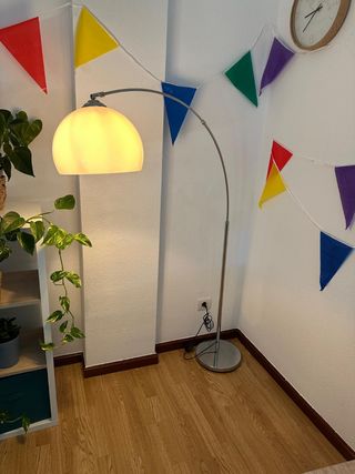 Lámpara de pie arco metal