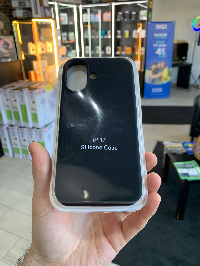 Capa Silicone Case iPhone 17