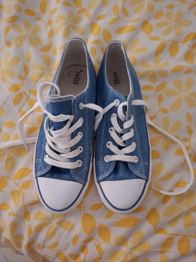 Zapatos de lona azules