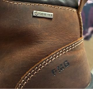 Botas de Gore-Tex para niña o niño.