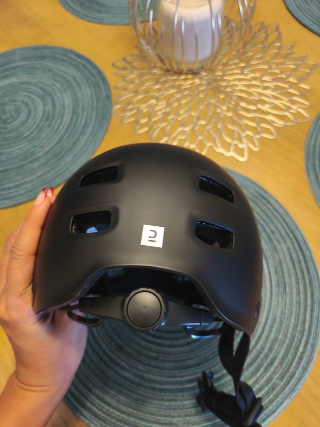 Casco de bebé negro