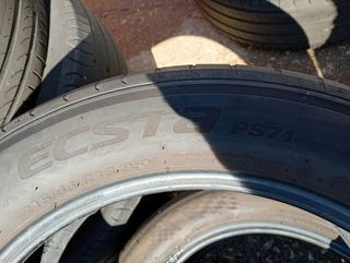 Neumáticos 215/55/18