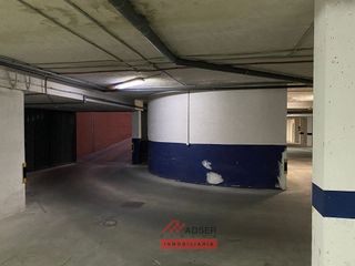 Garaje en venta en Portillejo - Valdegastea en Logroño