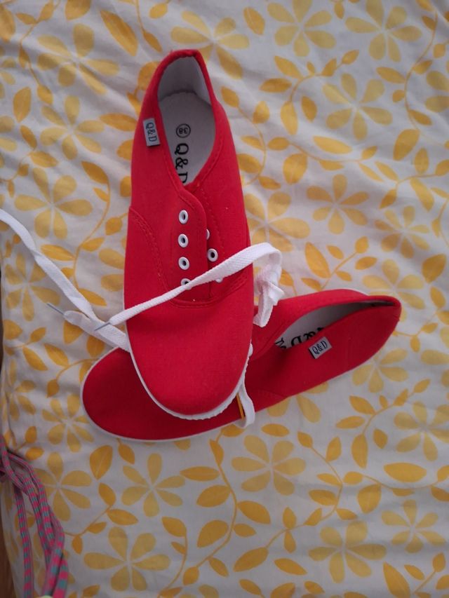 Zapatos rojos casuales