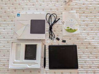 Tableta Gráfica Huion Negra