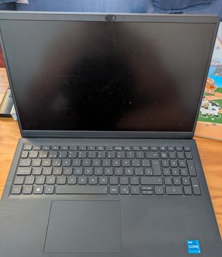 Portátil Dell Vostro 35