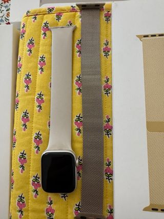 Apple Watch SE Oro y Plata